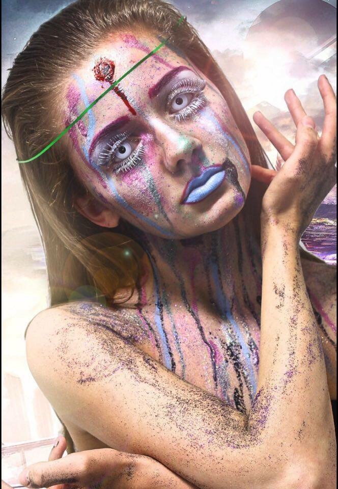 Olivia Hargreaves - Singer - Dancer - Actress
